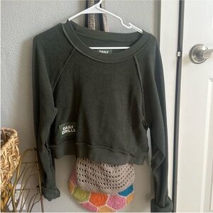 Daily Drills Cropped Crew